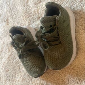 Baby Adidas size 5 K Shoes Sneakers